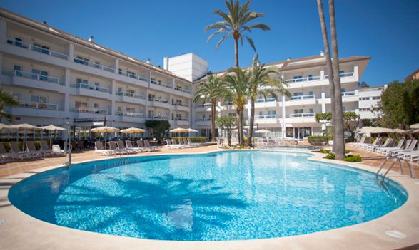 Piscina del Grupotel Alcudia Suite