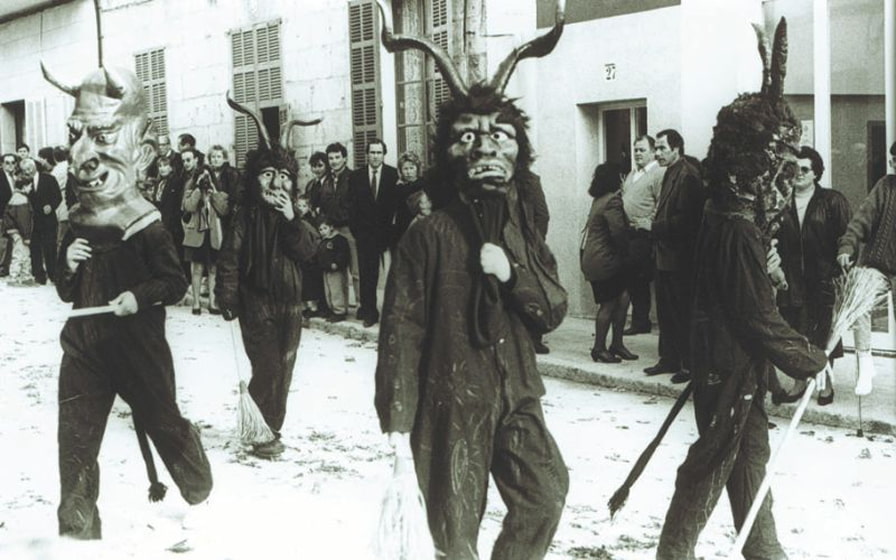 Demonis en la fiesta de Sant Antoni, Muro